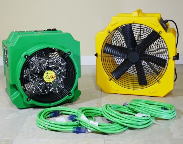 Electric bed bug heater package and propane bed bug heater equipment kill bed bugs and other insects diy best equipment